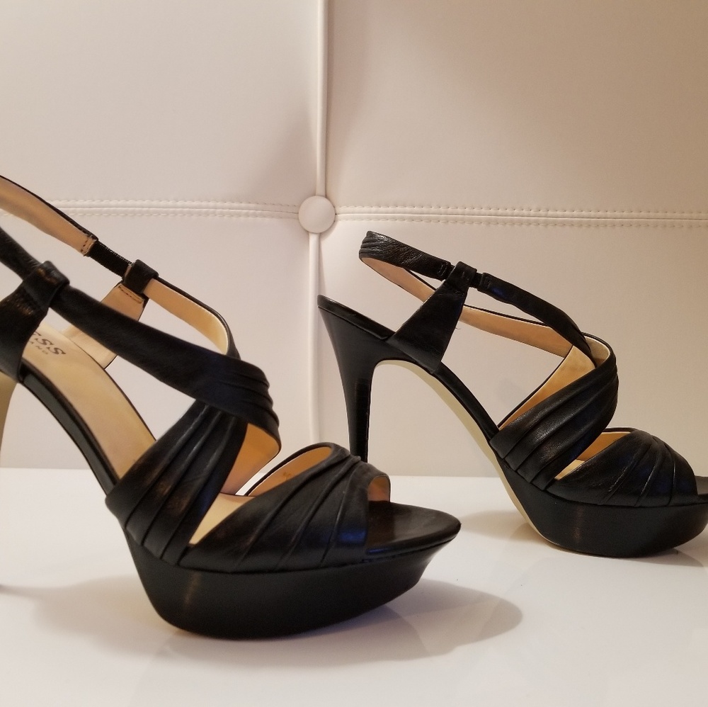 Guess By Marciano